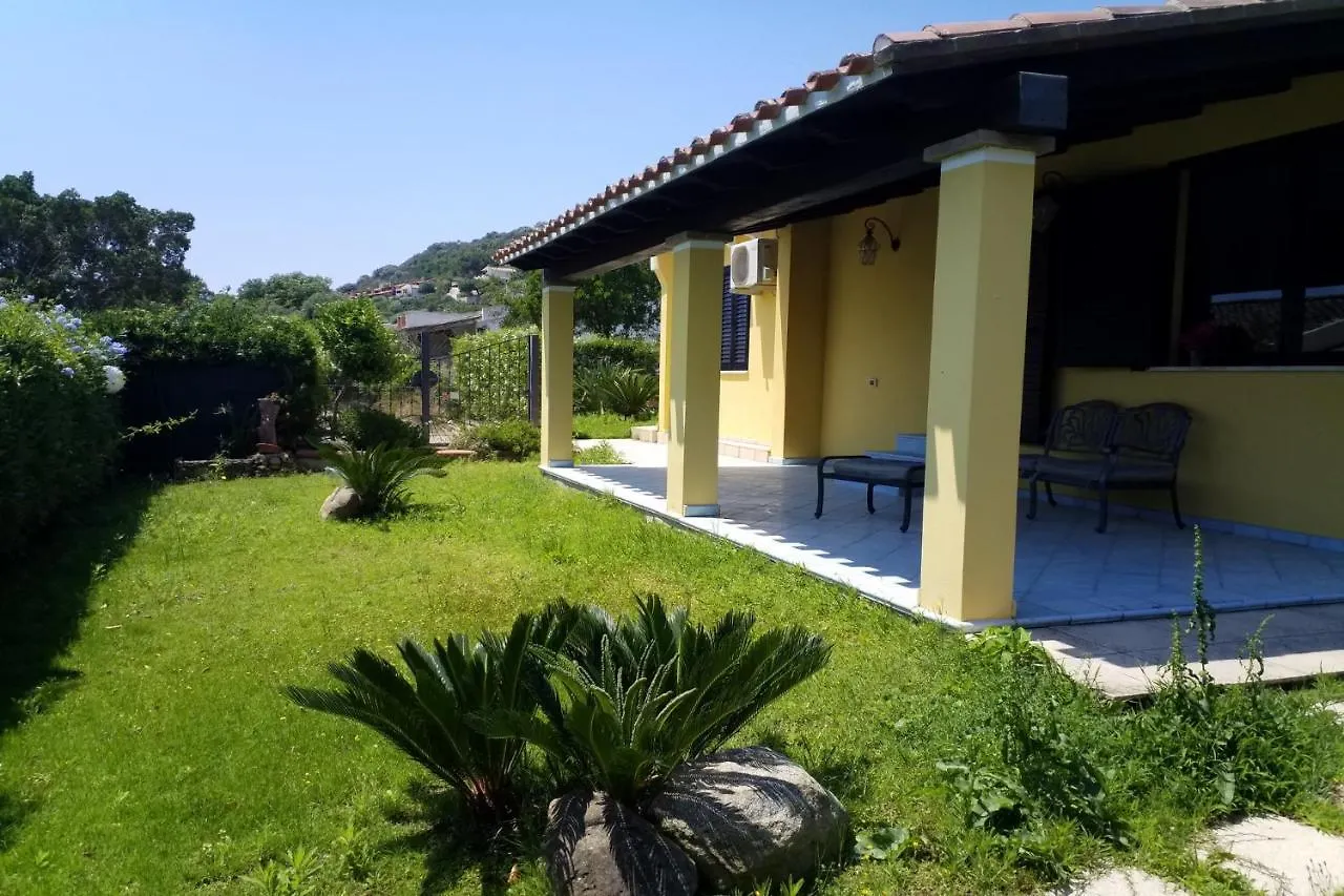 Villa Azzurra Nel Centro Di Costa Rei Italy