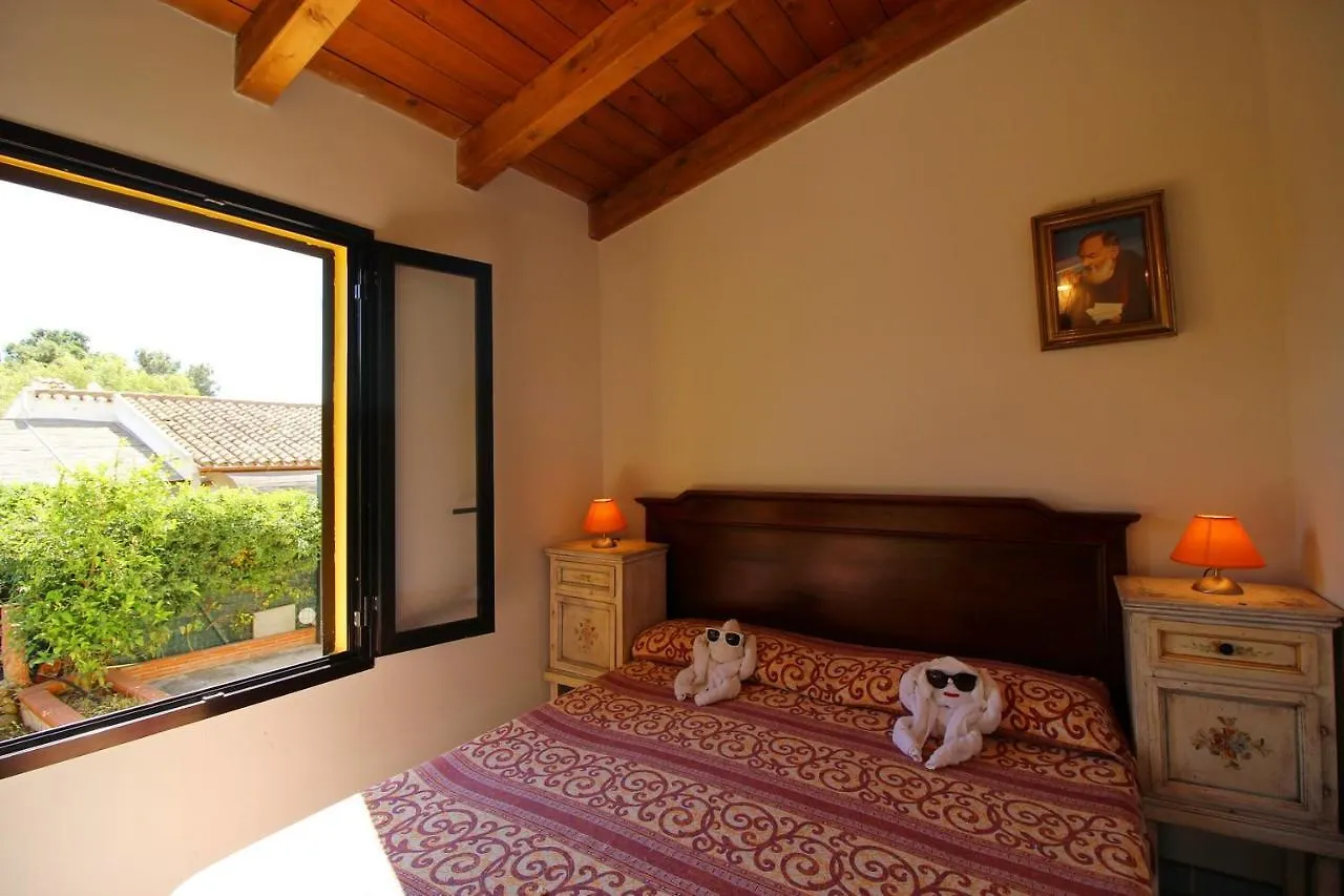 Villa Azzurra Nel Centro Di Costa Rei 0*,  Italy