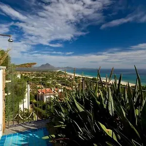 Magnificent Villa: Super Panoramic Costa Rei