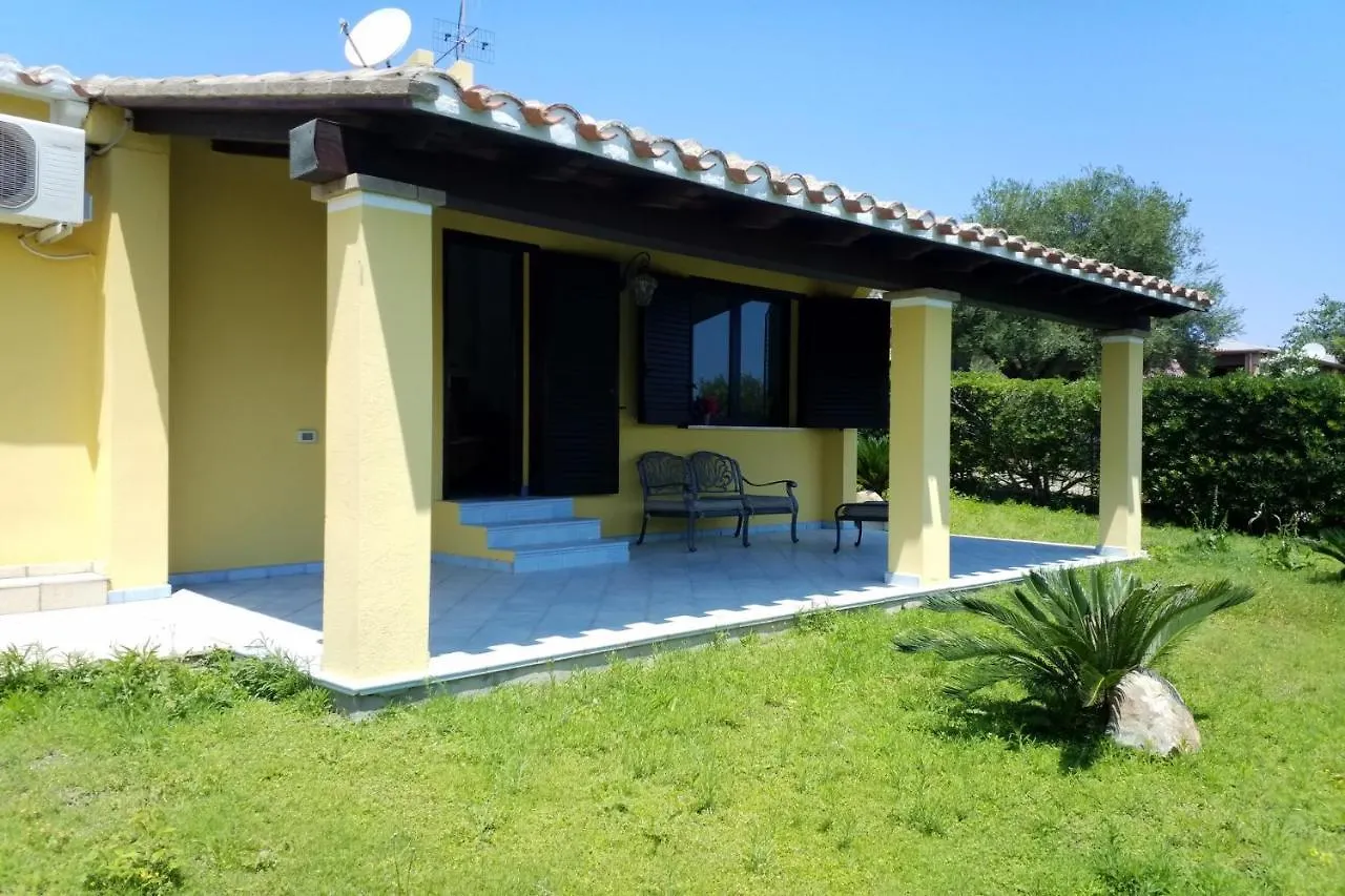 Villa Azzurra Nel Centro Di Costa Rei Italy